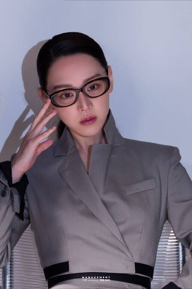배우 신혜선 마리끌레르 코리아 화보 / 매니지먼트 시선