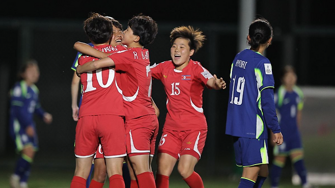 8일 오후 중국 쑤저우에서 열린 AFC U-17 여자 아시안컵의 한국 대 북한 경기 모습. AFC 홈페이지 캡처