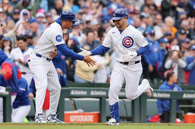 CHICAGO, ILLINOIS - MAY 07: Michael Conforto #20 of the Chicago Cubs rounds the bases after hitting a home run off Rhett Lowder #25 of the Cincinnati Reds (not pictured) during the second inning at Wrigley Field on May 07, 2026 in Chicago, Illinois. Michael Reaves/Getty Images/AFP (Photo by Michael Reaves / GETTY IMAGES NORTH AMERICA / Getty Images via AFP)
<저작권자(c) 연합뉴스, 무단 전재-재배포, AI 학습 및 활용 금지>