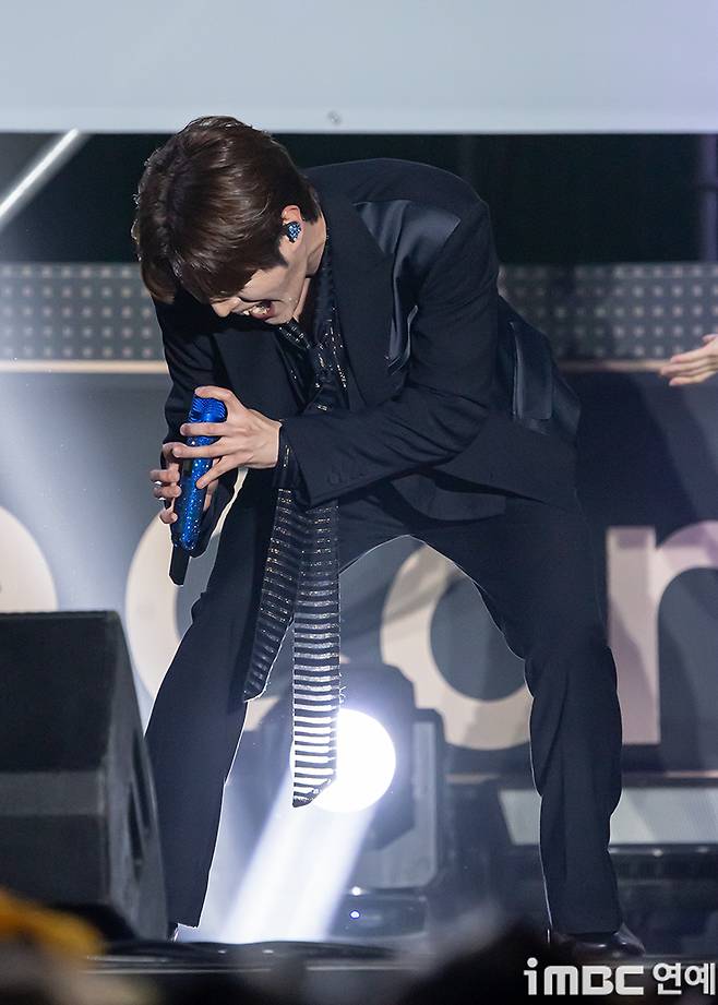 3-Person, 3-Color Trot Concert: Prince is a joint concert featuring Kim Soo-chan, Kim Jung-yeon, and Min Soo-hyun showcasing their individual styles. It is a performance prepared by the global fandom platform my1pick for Family Month and will run for two days until the 10th.i