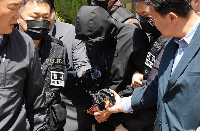 영장실질심사 마친 여고생 살해 피의자 &copy;연합뉴스