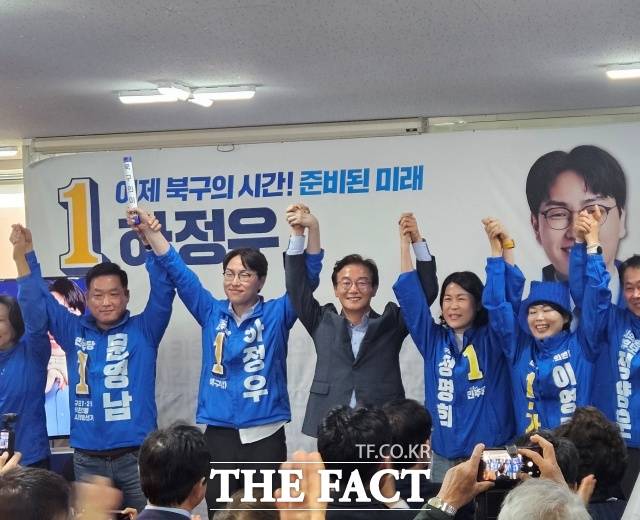 하 후보의 명예선대위원장이자 민주당 인재영입위원회 부위원장을 맡은 김영진 의원은 하 후보의 청와대 경험이 향후 의정활동에서도 큰 자산이 될 것이라고 강조했다. /서다빈 기자