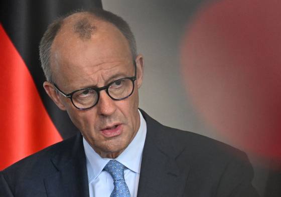 German Chancellor Friedrich Merz attends a joint press conference in Berlin on April 16. [AFP/YONHAP]