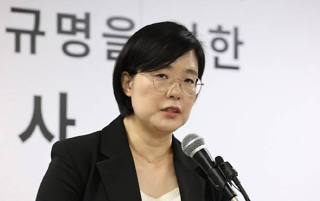 브리핑하는 김지미 특검보. (사진=연합뉴스)