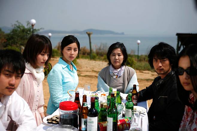 영화 ‘스승의 은혜’의 한 장면. [네이버 영화 캡처]