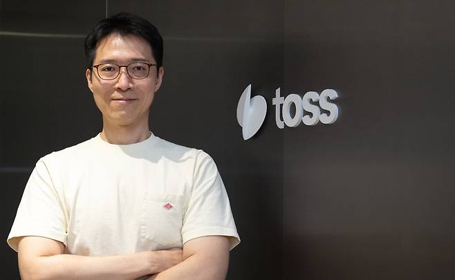 서창훈 비바리퍼블리카(토스) 상무가 30일 오후 서울 강남구 토스 사무실에서 헤럴드경제와 인터뷰를 하기 전 포즈를 취하고 있다. 윤창빈 기자