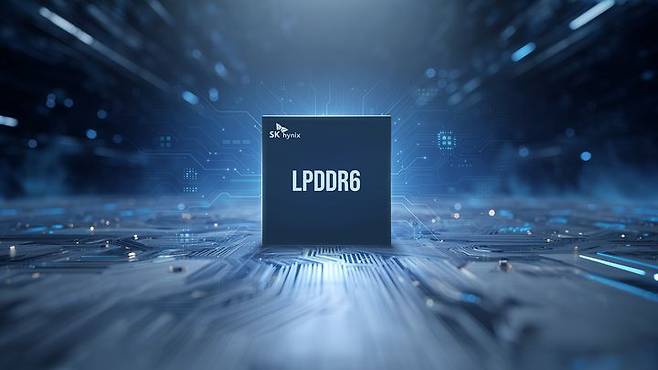 SK하이닉스가 세계 최초로 개발한 10나노급 6세대 D램 '1c LPDDR6'. *재판매 및 DB 금지