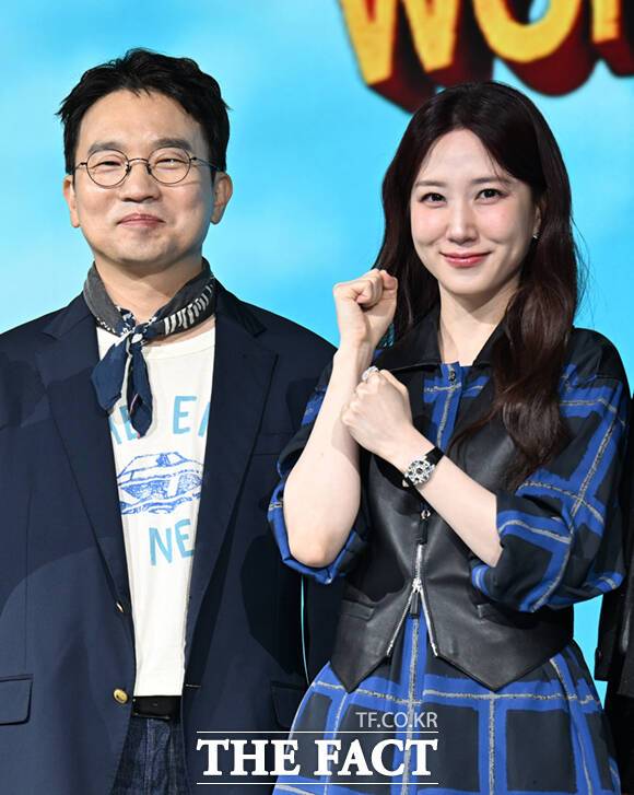 유인식 감독(왼쪽)과 배우 박은빈 드라마 '이상한 변호사 우영우'에 이어 '원더풀스'로 호흡을 맞춘다. /이새롬 기자