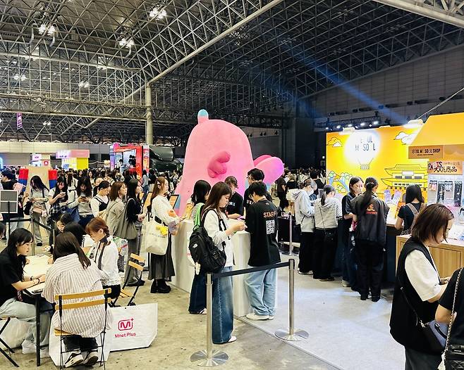 KCON JAPAN에서 운영하는 부스 전경 사진 [서울관광재단 제공]