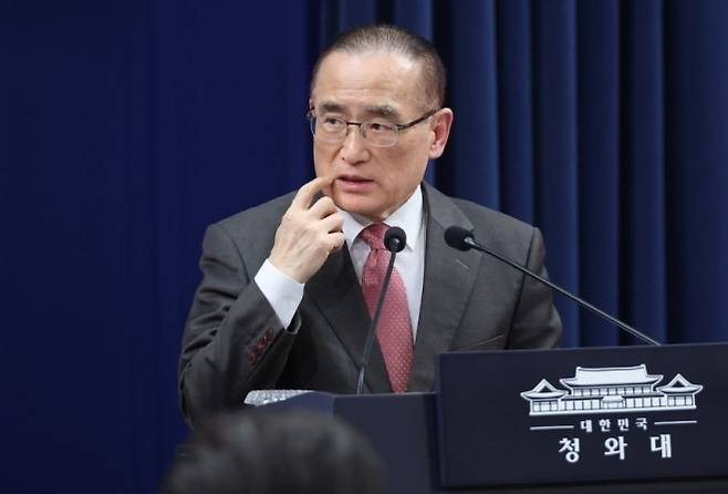 2026년 5월 11일 위성락 국가안보실장이 청와대 기자회견장에서 HMM 나무호 관련 기자간담회를 준비하고 있다. 연합뉴스