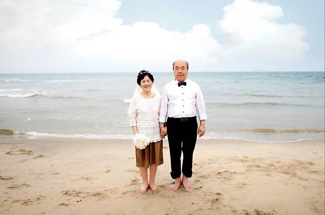 기증자 김용분(왼쪽) 씨가 생전 남편과 함께 찍은 사진. 사진 제공=한국장기조직기증원