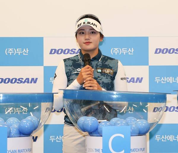2026년 한국여자프로골프(KLPGA) 투어 제18회 두산 매치플레이에 출전하는 노승희 프로. 사진은 조별리그 조 추첨식 모습이다. 사진제공=대회조직위 (사진을 무단으로 사용하지 마십시오.)