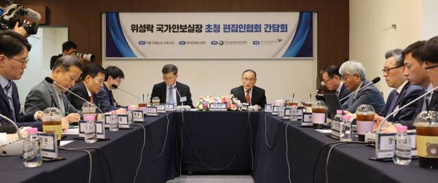위성락 국가안보실장이 13일 서울 프레스센터 한국신문방송편집인협회에서 열린 간담회에서 발언하고 있다. 연합뉴스