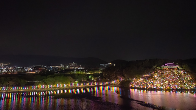 경주 형산강 연등문화축제 / 사진= 동국대학교 WISE캠퍼스