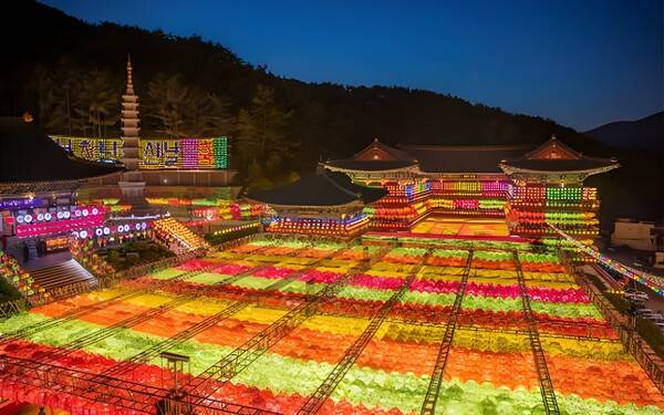 부산 삼광사 연등축제 전경. 부산관광포털 제공