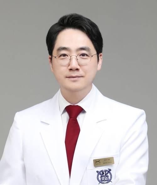 ▲김우오 생명의정원 여성의원 대표원장