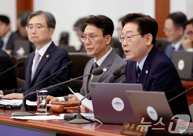 이재명 대통령이 12일 청와대에서 열린 비상경제점검회의 겸 국무회의에서 발언하고 있다. (청와대통신사진기자단) 2026.5.12 ⓒ 뉴스1 허경 기자
