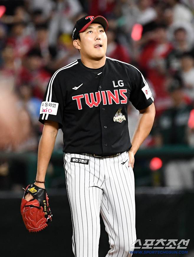 15일 인천SSG랜더스필드에서 열린 SSG와 LG의 경기. LG 손주영이 9회 마운드에 오르고 있다. 인천=박재만 기자 pjm@sportschosun.com/2026.05.15/