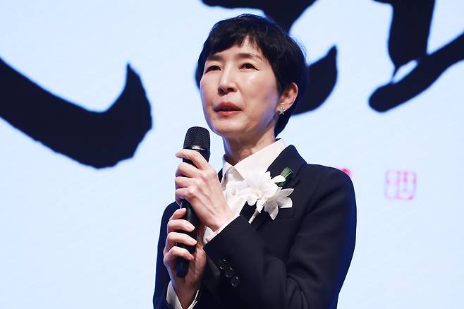 김정수 삼양식품 부회장이 지난 1월15일 서울 강남구 웨스틴 서울 파르나스 호텔에서 열린 제22회 한국이미지상 시상식에서 '조약돌상'을 수상한 뒤 소감을 말하고 있다. ⓒ연합뉴스