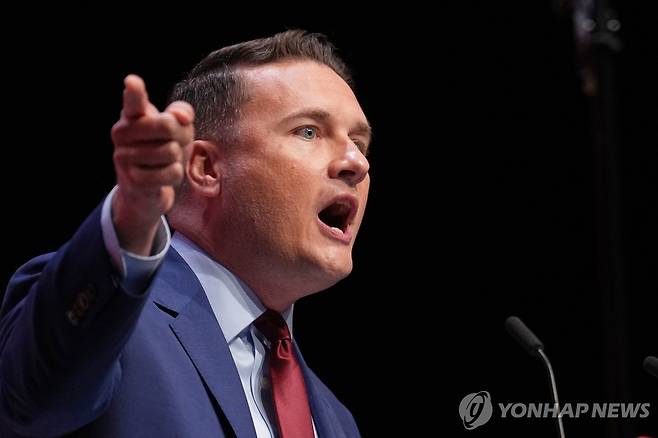 스트리팅 전 보건 장관 [AP 연합뉴스 자료사진. 재판매 및 DB 금지]