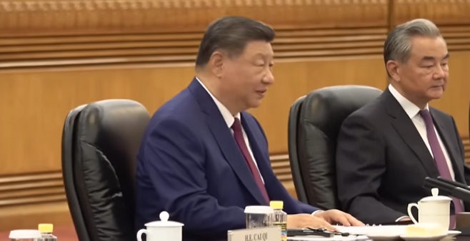 미중정삼회담에서 발언하는 시진핑 중국 국가주석(sbs 캡처)