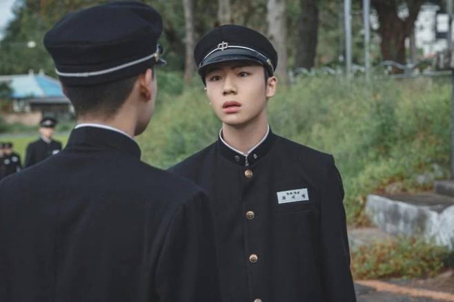 문우진