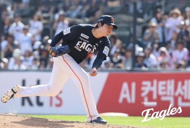 조동욱이 5월 17일 수원 KT 위즈전 공을 던지고 있다./한화 이글스 제공