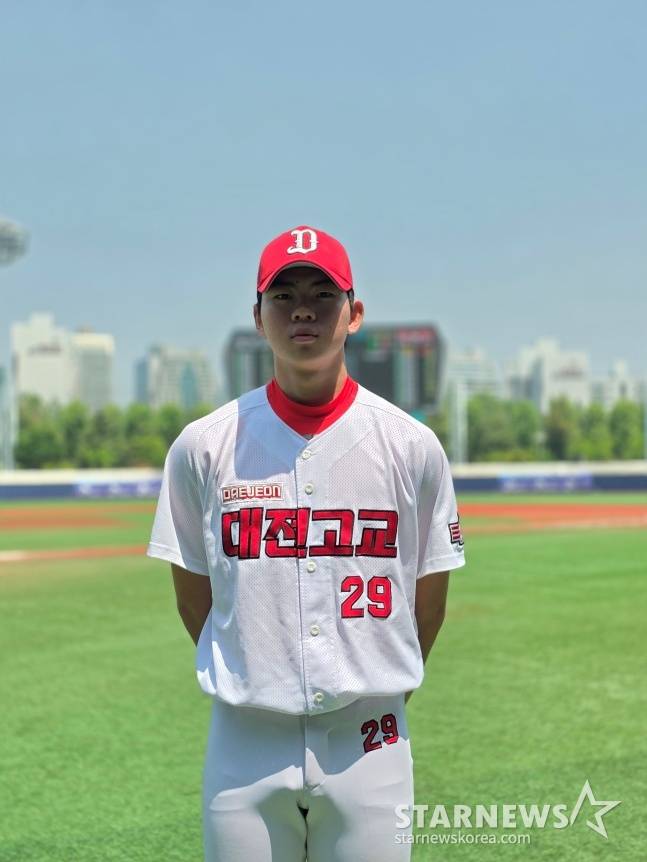 대전고 한규민이 16일 서울 목동야구장에서 열린 제80회 황금사자기 전국고교야구대회 결승전에서 스타뉴스와 인터뷰에 응했다. /사진=김동윤 기자