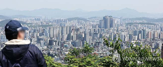 남산에서 바라본 서울 아파트 모습 [연합뉴스 자료사진]