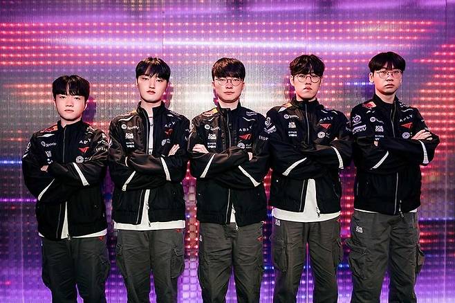 T1 선수단. 사진 | LCK