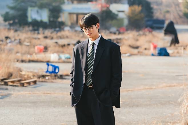 Cha Eun-woo as Lee Un-jeong in ″The WONDERfools″ [NETFLIX]