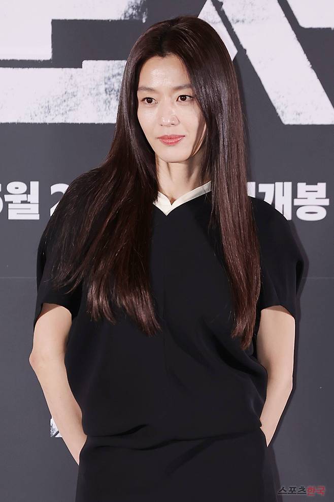 배우 전지현 ⓒ이혜영 기자 lhy@hankooki.com