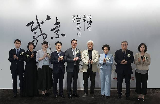 지난 13일 서울 중앙일보 사옥에서 열렸다. 이번 전시에는 한중우호협회, 주한중국문화원, 한국서예가협회, 한중미술협회 등이 함께했다. 중앙일보 중국연구소