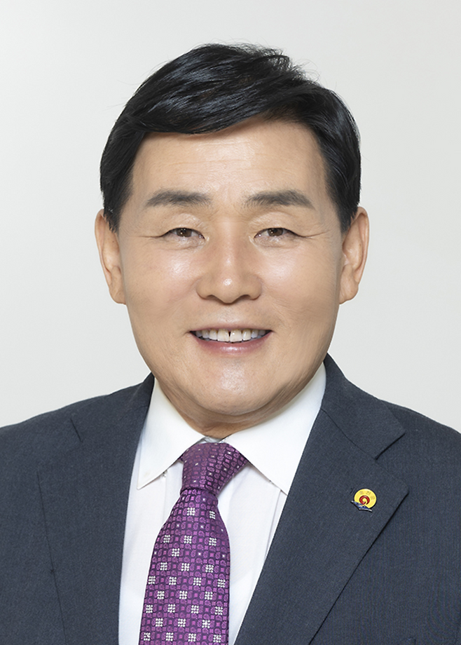 ▲ 문경복(국민의힘·70) 옹진군수 후보. /사진제공=중앙선거관리위원회