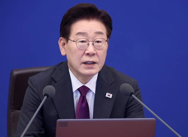 [서울=뉴시스] 최동준 기자 = 이재명 대통령이 21일 청와대에서 열린 수석보좌관회의에서 발언하고 있다. 2026.05.21. photocdj@newsis.com