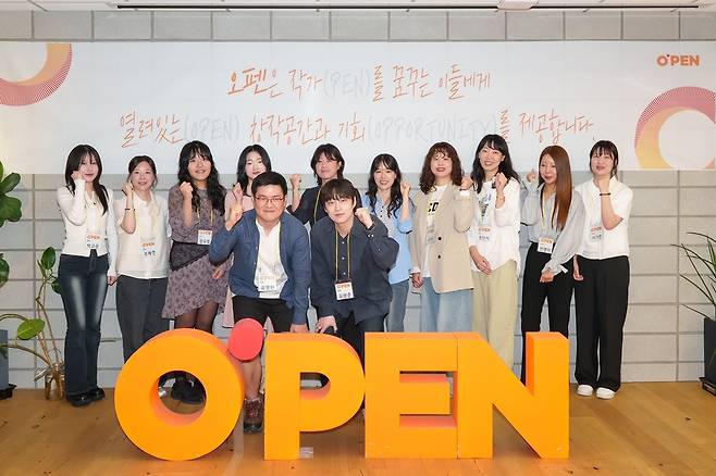'오펜 스토리텔러' 10기 단체사진 [CJ ENM 제공. 재판매 및 DB 금지]