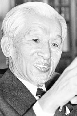 '민복기 前대법원장 별세…영욕 얼룩진 삶' 경향신문