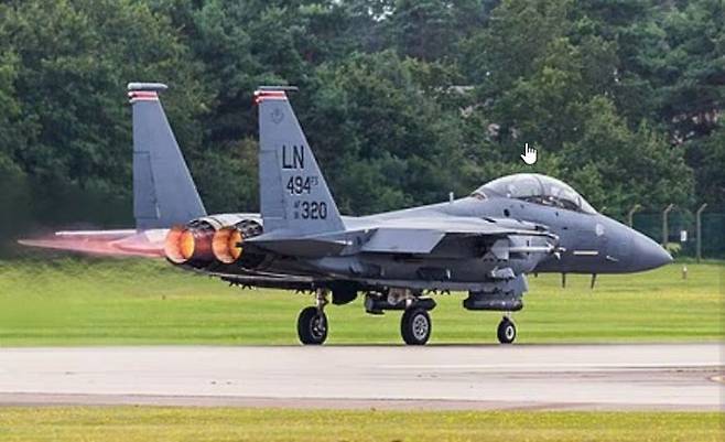 출격중인 F-15E 스트라이크이글 전폭기. X(옛 트위터) 캡처