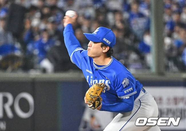 [OSEN=부산, 이석우 기자] 22일 부산 사직야구장에서 2026 신한 SOL KBO 리그 롯데 자이언츠와 삼성 라이온즈의 경기가 열렸다. 홈팀 롯데는 김진욱이, 방문팀 삼성은 오러클린이 선발 출전했다.삼성 라이온즈 이재희가 역투하고 있다. 2026.05.22 / foto0307@osen.co.kr