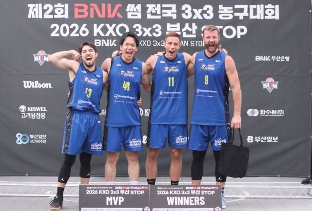 시부야는 24일 부산 송도 오션파크 특설 코트에서 열린 샹그릴라와의 제2회 BNK 썸 전국 3x3 농구대회 및 2026 KXO 3x3 부산 STOP 파이널에서 21-7로 승리, 우승했다. 사진=KXO 제공