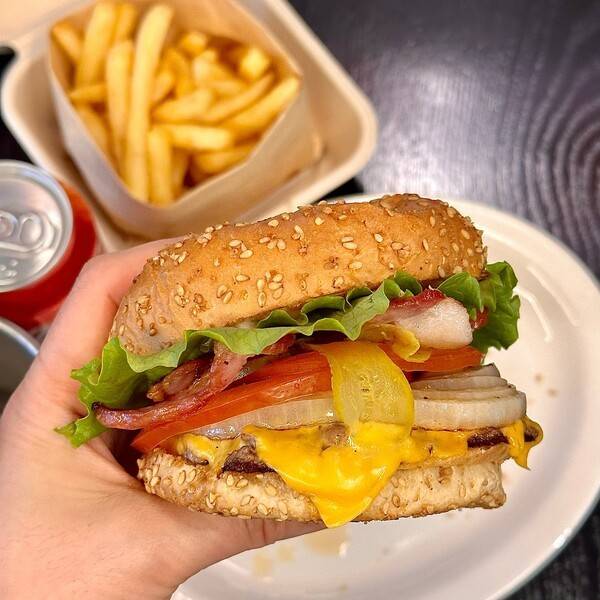 @bro_burger_