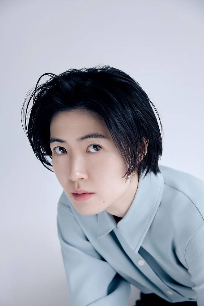 배우 심은경이 오는 5월 국립극단 연극 ‘반야 아재’로 데뷔 첫 한국 연극 무대에 오른다. 사진 | 팡파레