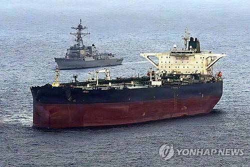 미국과 이란의 통제가 동시에 이뤄지고 있는 호르무즈 해협 [AFP=연합뉴스 자료사진. 재판매 및 DB 금지]