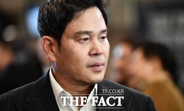 정용진 신세계그룹 회장이 5·18 민주화운동 기념일에 '탱크데이' 마케팅을 벌여 논란이 된 스타벅스코리아와 관련해 직접 대국민 사과에 나선다. /박헌우 기자