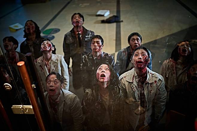 영화 ‘군체’의 스틸컷. 사진 제공=쇼박스