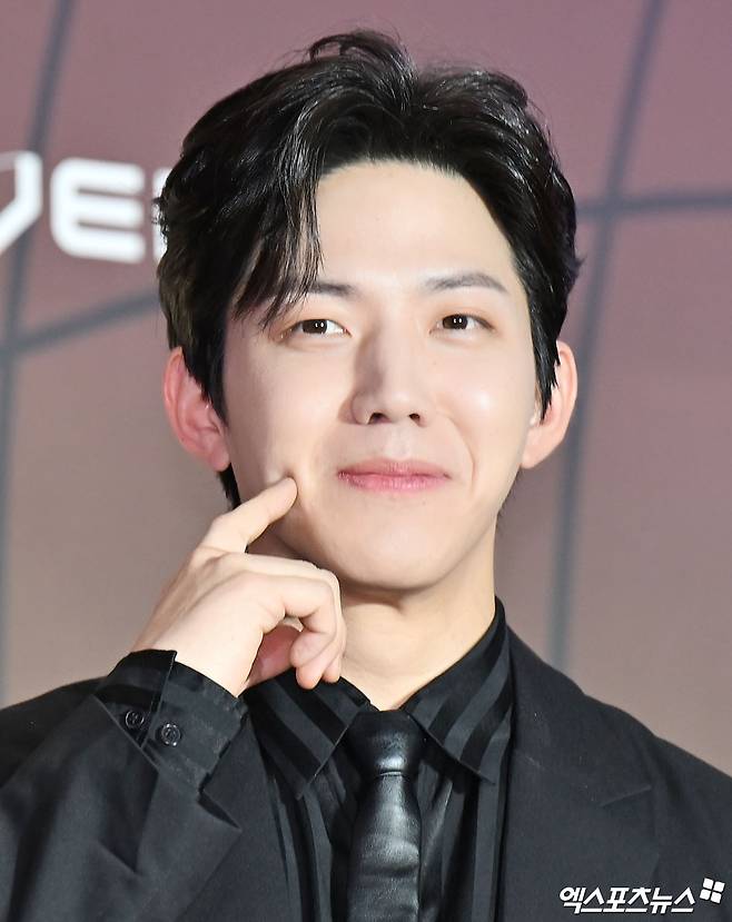 데이식스 도운.