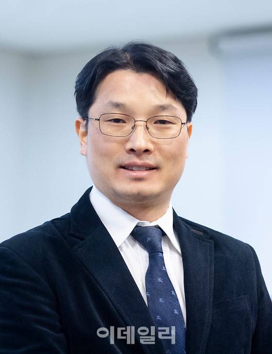 최문섭 이화여자대학교 경영학부 교수