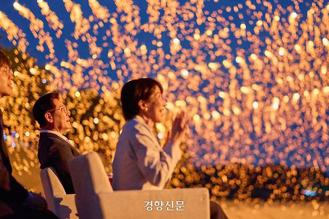 이재명 대통령과 다카이치 일본총리가 지난 19일 하회마을 나루터에서 친교일정을 진행하고있다. 청와대 제공