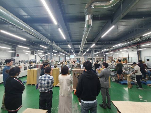 견학공장 관련 사진 경기테크노파크 제공