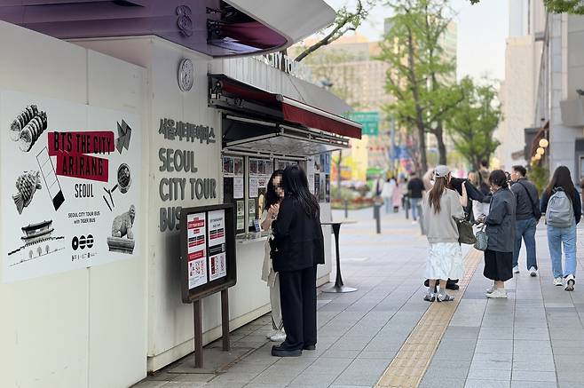 광화문 서울시티투어버스 매표소. 사진제공|관광전문기자협회